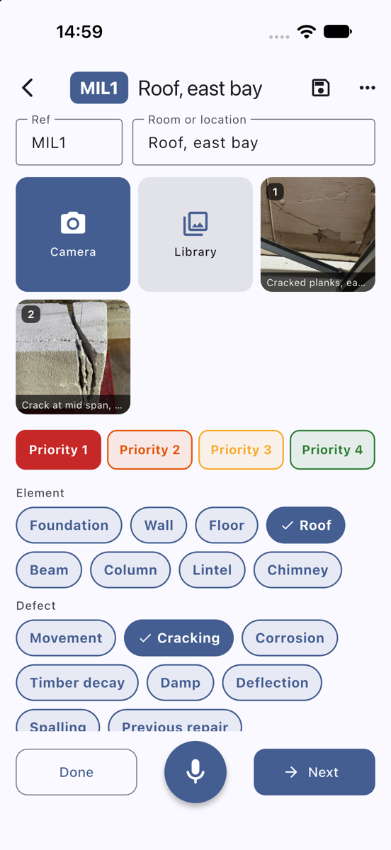 The record screen: photos, four statuses, tags, observation and the microphone